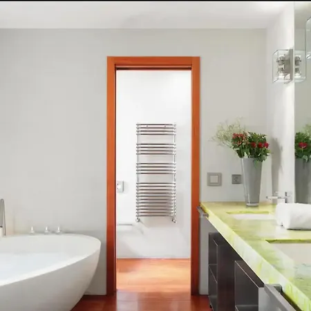 Unique Penthouse 10 Steps From Duomo *
