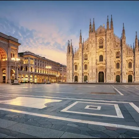 Unique Penthouse 10 Steps From Duomo Apartment *